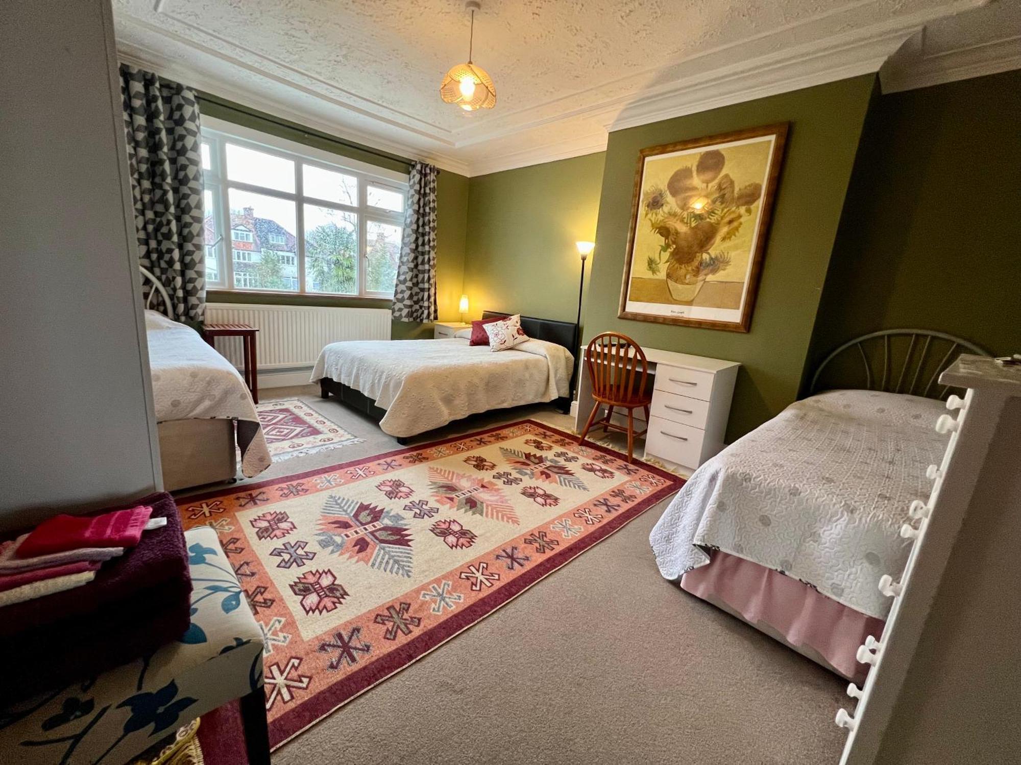 Saint Gabriel'S Road Guesthouse ลอนดอน ภายนอก รูปภาพ